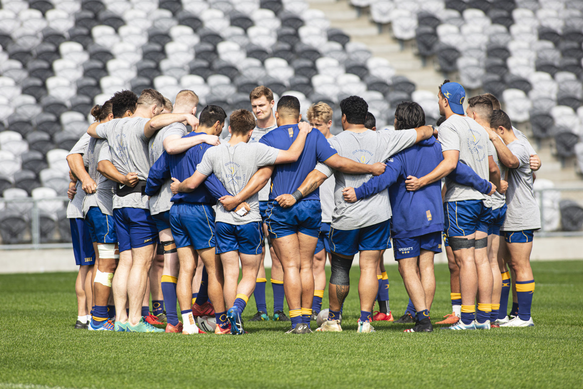 Otago Rugby Team in the huddle