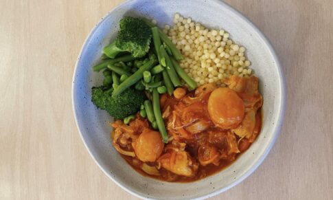 Slow Cooker Moroccan Apricot Chicken